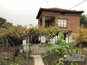 Двуетажна къща в центъра на с. Калугерово Двухэтажный 92 кв.м РЗП 925 кв.м двор | Дома/Дачи | Център Калугерово