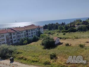 Двустаен апартамент под наем само на 200 м от плажа - Бяла, област Варна Двухкомнатная 51 кв.м Обставленная Последний этаж | Квартиры, Комнаты | лагерите Бяла