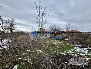 Парцел с жилищна сграда в град Долна оряховица, област Велико Търново. Продажа 990 кв.м Под застройку (УПИ) С электричеством Водопровод | Участки под застройку, Инвестиционные проекты | Долна Оряховица
