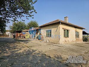 Промишлено помещение с голям парцел в град Полски Тръмбеш Промышленное помещение 309 кв.м | Склады, промышленная и сельскохозяйственная недвижимость  | Полски Тръмбеш