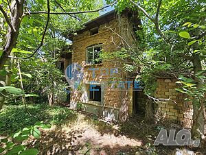Къща с голям двор в с. Страхилово 53 кв.м РЗП 1320 кв.м двор | Дома/Дачи | Страхилово