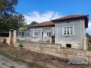 Къща в село Острица 80 кв.м РЗП 1100 кв.м двор | Дома/Дачи | Острица