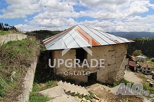 Каменна къща в с. Зорница до Чепеларе Двухэтажный 65 кв.м РЗП 273 кв.м двор | Дома/Дачи | Зорница