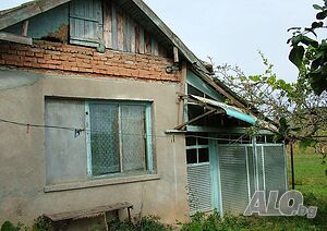 Къща с 1 дка в Драганово, на 10 км от Добрич и 38 от Варна Одноэтажный 70 кв.м РЗП 1 кв.м двор | Дома/Дачи | Първата пресечка вляво, последната къща вляво Драганово