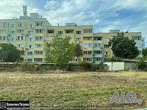 продава двустаен апартамент Двухкомнатная 59 кв.м Панель 1986 г. 2 этаж Не последний | Квартиры | Мартен