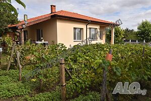 Имот за продажба в село Гурково Одноэтажный 128 кв.м РЗП 1510 кв.м двор | Дома/Дачи | Гурково