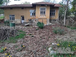 Продавам къща в с. Червена вода Одноэтажный 86 кв.м РЗП 1500 кв.м двор | Дома/Дачи | Червена вода