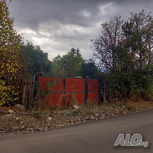 Продавам парцел с къща в с. Продановци, община Самоков, област София Продажа 2074 кв.м Под застройку (УПИ) С электричеством Водопровод | Участки под застройку, Инвестиционные проекты | Продановци