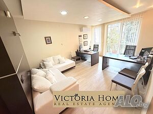 Уникален имот в ИДЕАЛНИЯ център на гр. Бургас - между църквата ”Св. Св Кирил и Методий и Съда! Двухкомнатная 60 кв.м Кирпич 2010 г. 2 этаж Первый жилой этаж | Квартиры | Център Бургас