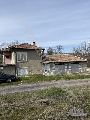 Двуетажна къща в с. Самоводене Двухэтажный 120 кв.м РЗП 1900 кв.м двор | Дома/Дачи | Самоводене