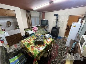 Двуетажна къща гр. Златарица Двухэтажный 150 кв.м РЗП 730 кв.м двор | Дома/Дачи | Златарица