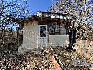Вила в местността Козлуджа, частта откъм село Шемшево! Одноэтажный 50 кв.м РЗП 1400 кв.м двор | Дома/Дачи | Шемшево