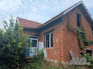 Еднофамилна къща с двор в с. Алтимир, обл. Враца Одноэтажный 53 кв.м РЗП 1290 кв.м двор | Дома/Дачи | с.Алтимир Алтимир