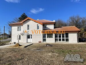 Продава се къща в село Изгрев Двухэтажный 145 кв.м РЗП 850 кв.м двор | Дома/Дачи | Изгрев