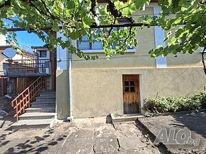 Къща в град Котел Одноэтажный 160 кв.м РЗП 120 кв.м двор | Дома/Дачи | център Котел