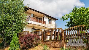 Продава къща Двухэтажный 228 кв.м РЗП 540 кв.м двор | Дома/Дачи | Стоилово