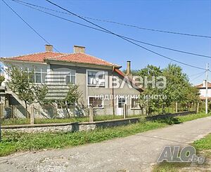 Масивна двуетажна къща в центъра на с. Граматиково Двухэтажный 138 кв.м РЗП 350 кв.м двор | Дома/Дачи | Граматиково