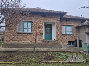 Къща с дворно място Одноэтажный 93 кв.м РЗП 1103 кв.м двор | Дома/Дачи | Морава